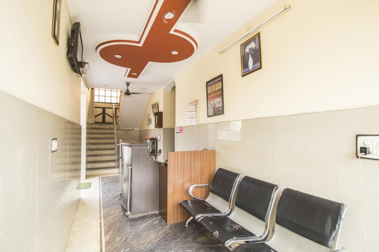 Hotel Bajaj Inn Dehradun Ngoại thất bức ảnh