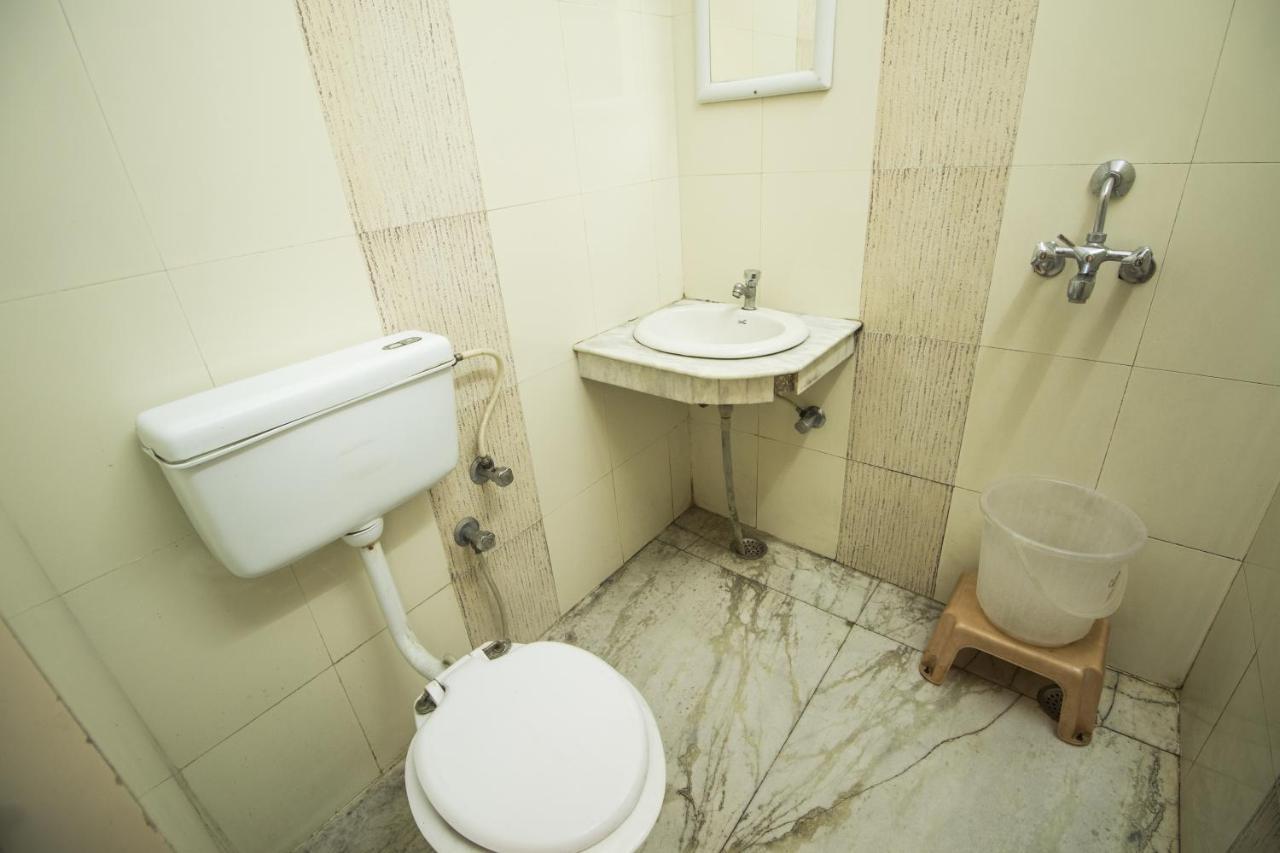 Hotel Bajaj Inn Dehradun Ngoại thất bức ảnh